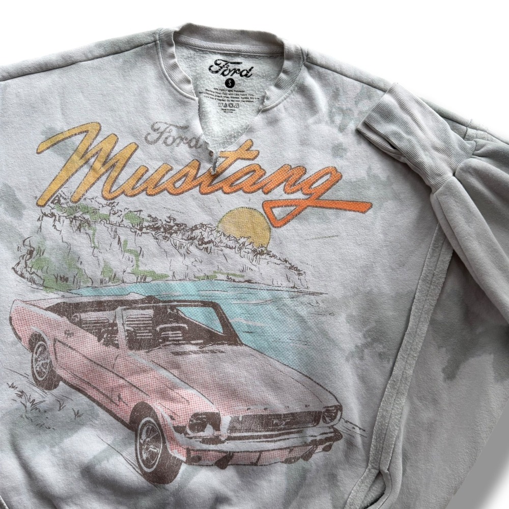 Ford Sz. S Gray Acid Wash Mustang Graphic Side Slit Oversized Sweatshirt Grunge